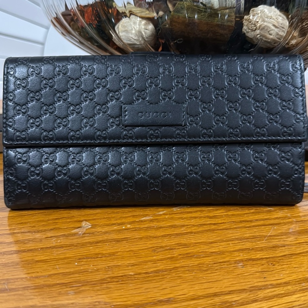 Gucci Micro Guccissima Black Trifold Wallet